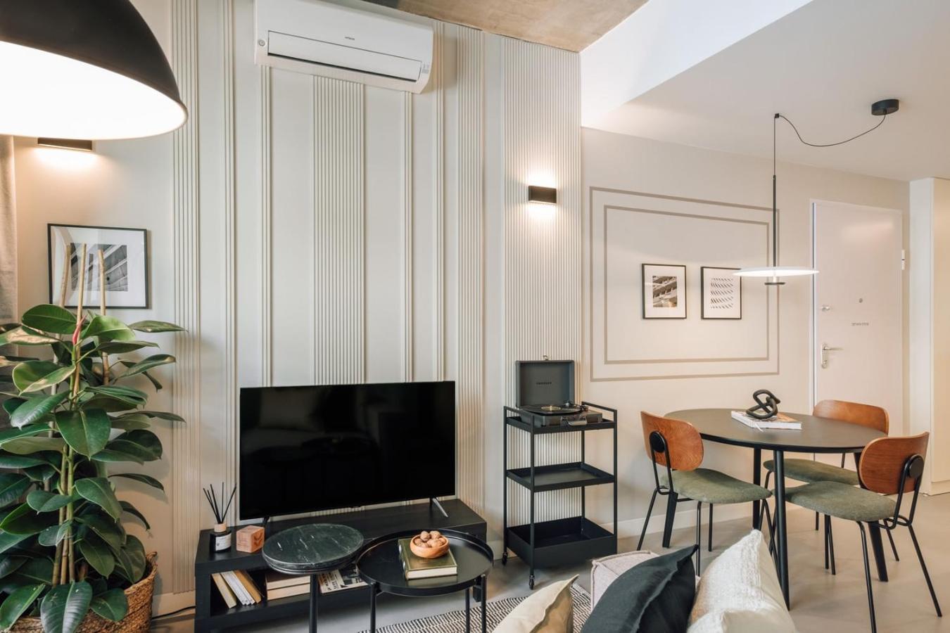 Apartment Arrifana - 1 Bedroom In Santo Antonio Lisbon
